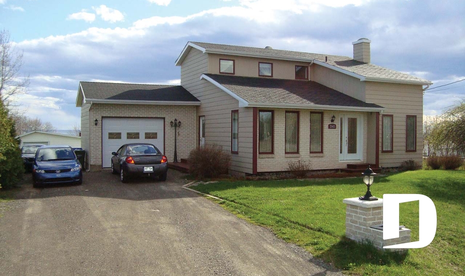 Renovation 5816 - Before