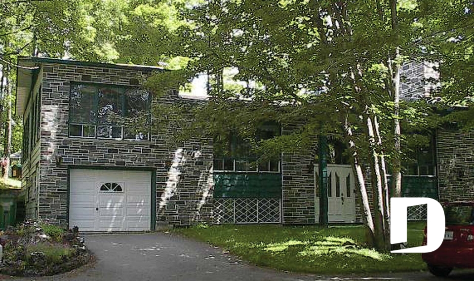 Renovation 5414 - Before