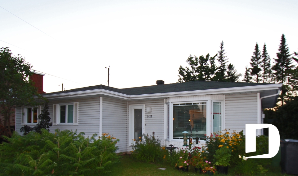 Renovation 8002 - Before