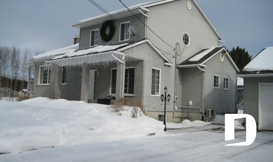 Renovation 5818 - Before