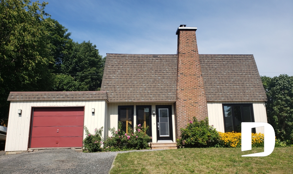 Renovation 8014 - Before