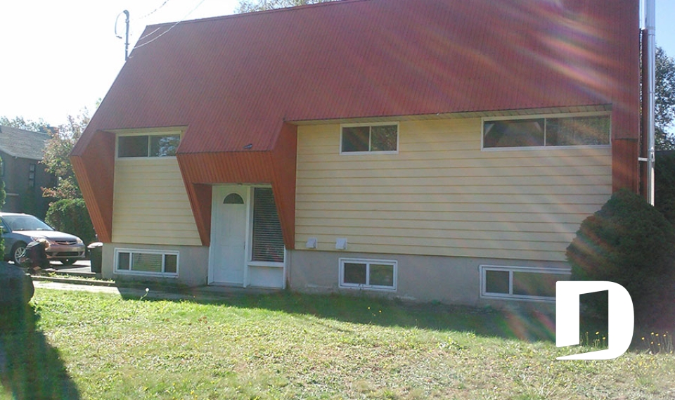 Renovation 5305 - Before