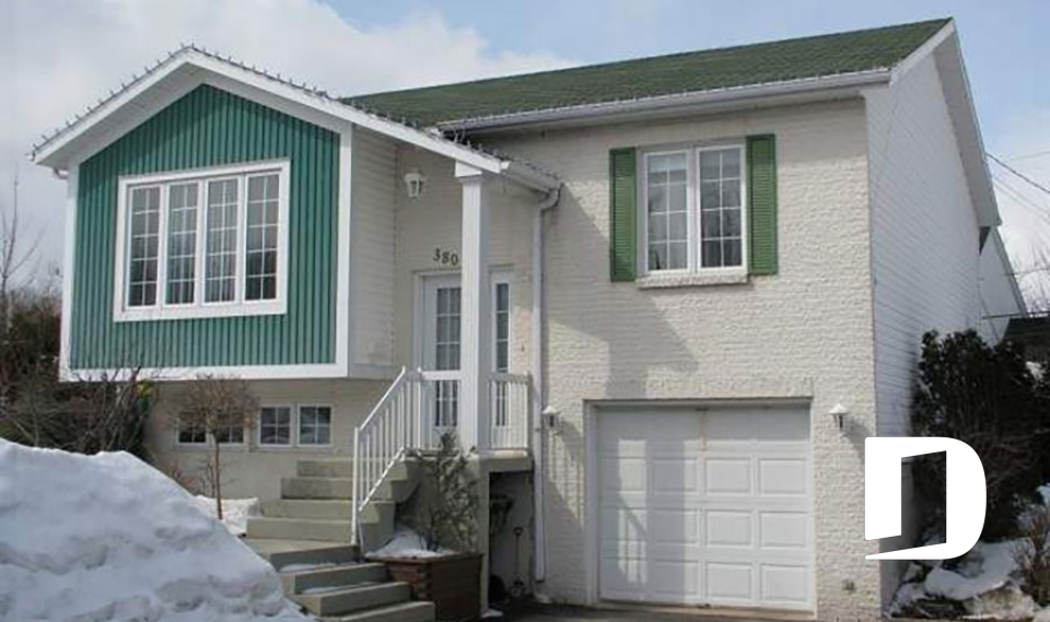 Renovation 5116 - Before