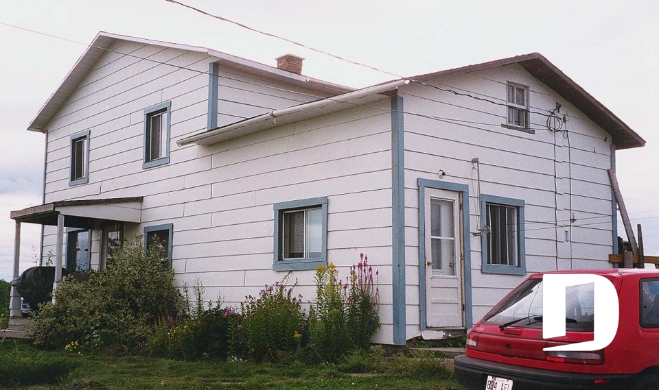 Renovation 5554 - Before