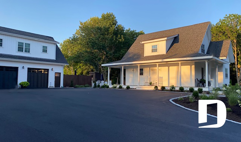 Photo front - Hickory Lane