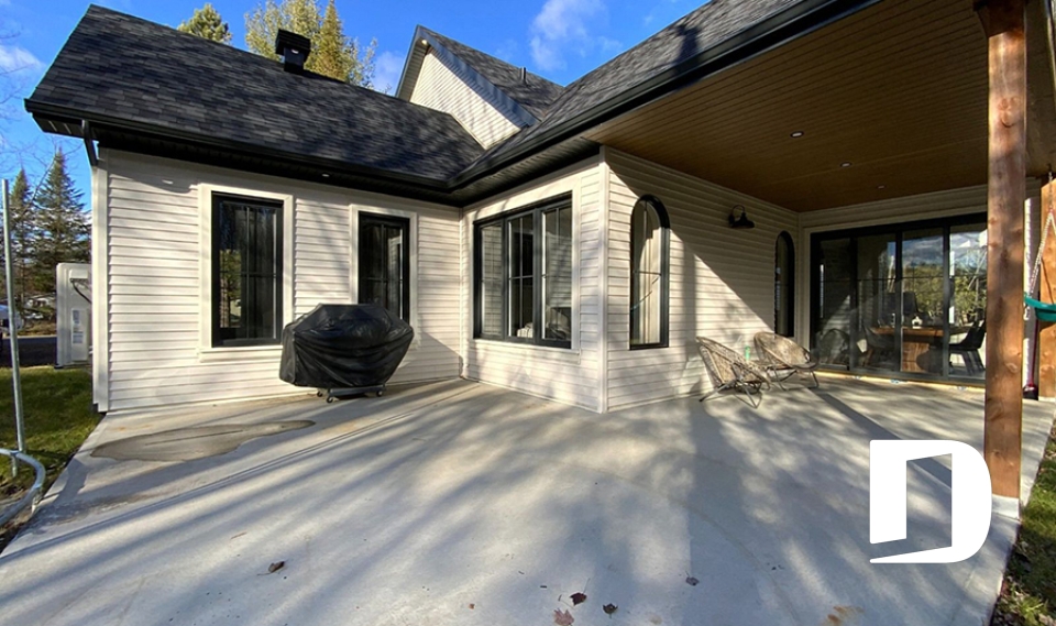 Photo Deck - Birchview