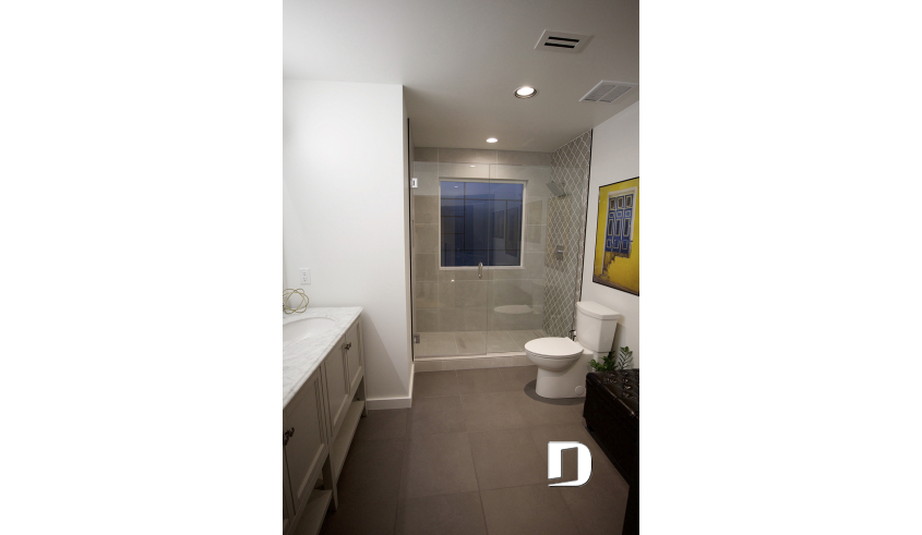 Photo Bathroom - Azalea