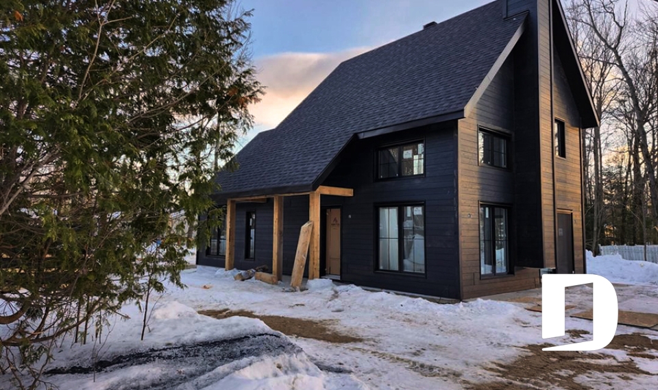 Photo front - Willowgate 2