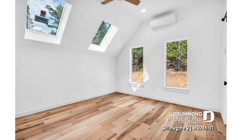 Photo Master suite of house plan 3946-V1 Photo Master suite - Willowgate 2