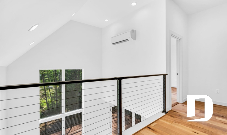 Photo Mezzanine - Willowgate 2