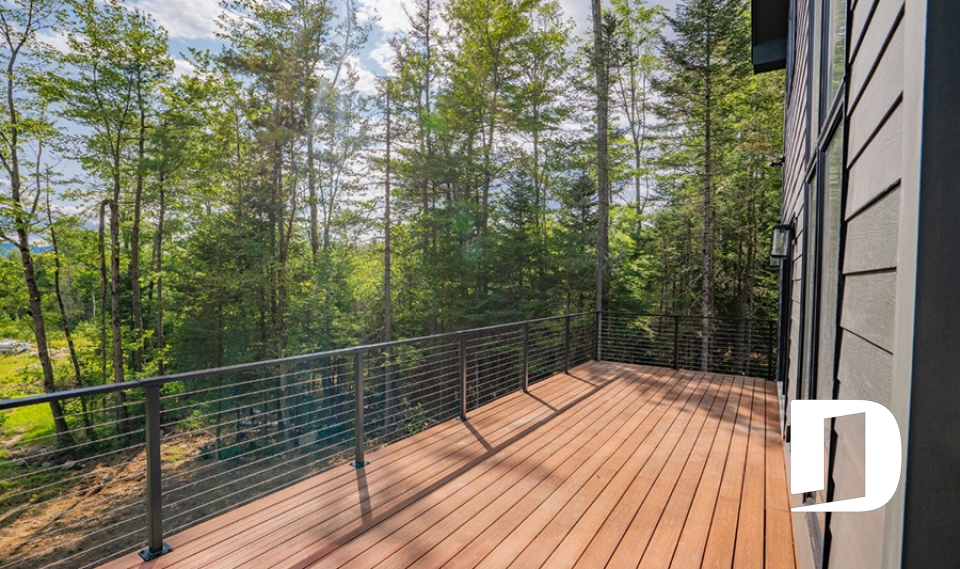 Photo Porch - Willowgate 2