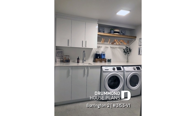 Photo Utility room/laundry room - Barrington 2