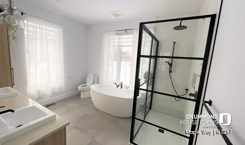 Photo Bathroom - Maple Way