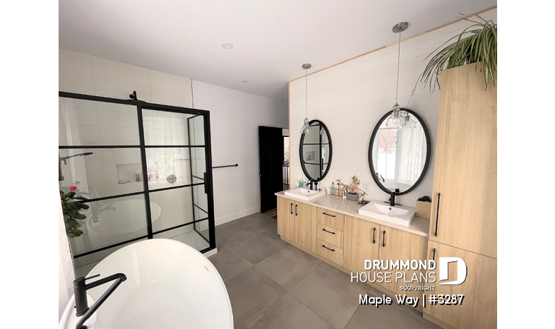 Photo Bathroom - Maple Way