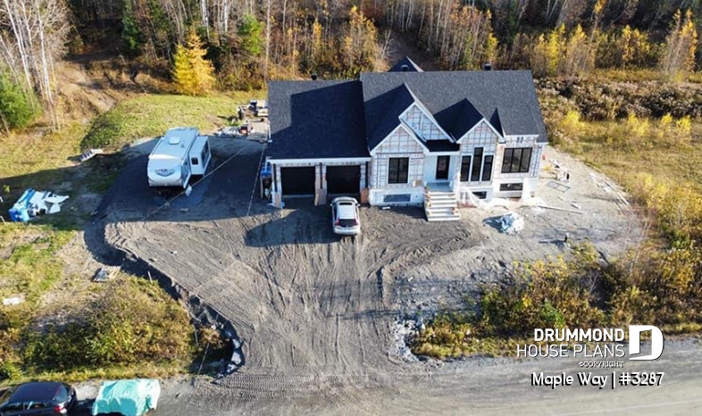 Photo front - Maple Way