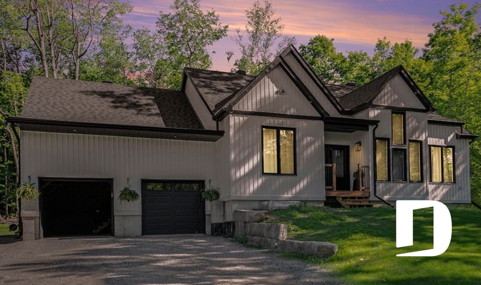 Photo front - Maple Way