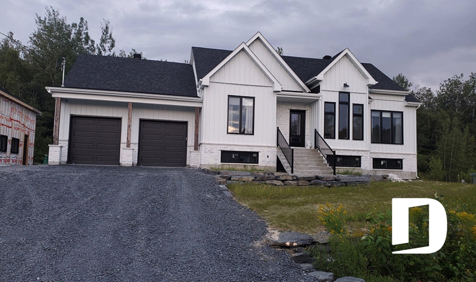 Photo front - Maple Way