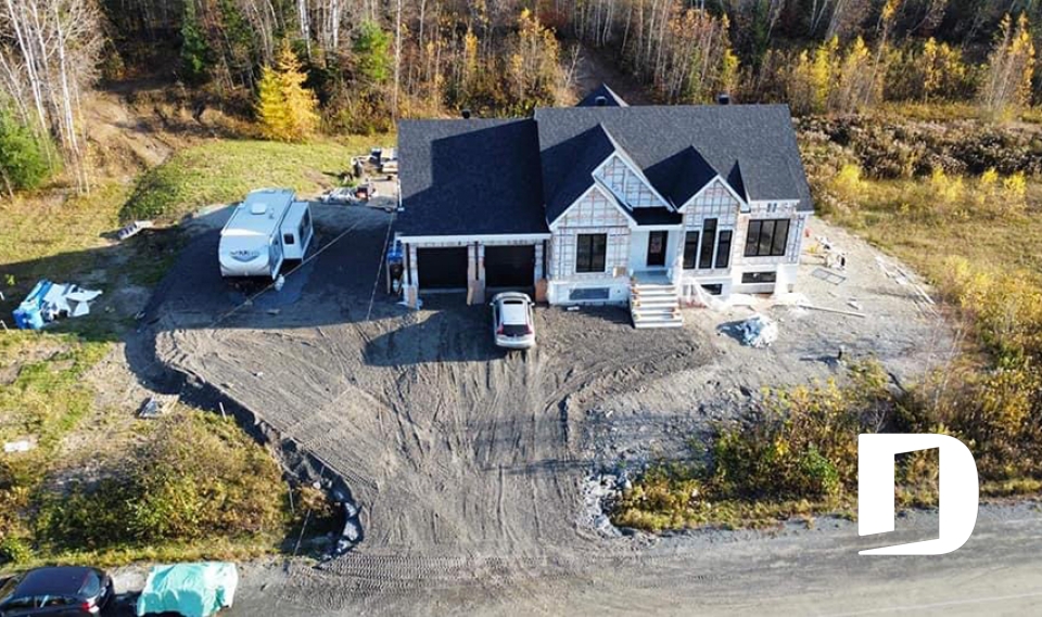 Photo front - Maple Way