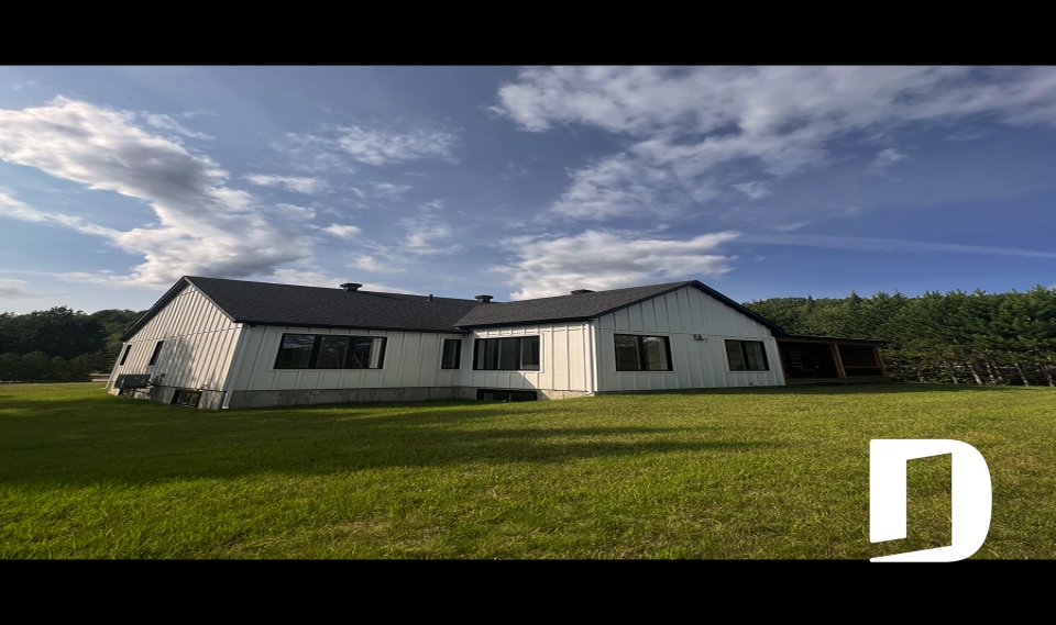 Photo back - Maple Way 2