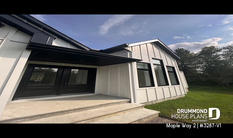 Photo front - Maple Way 2