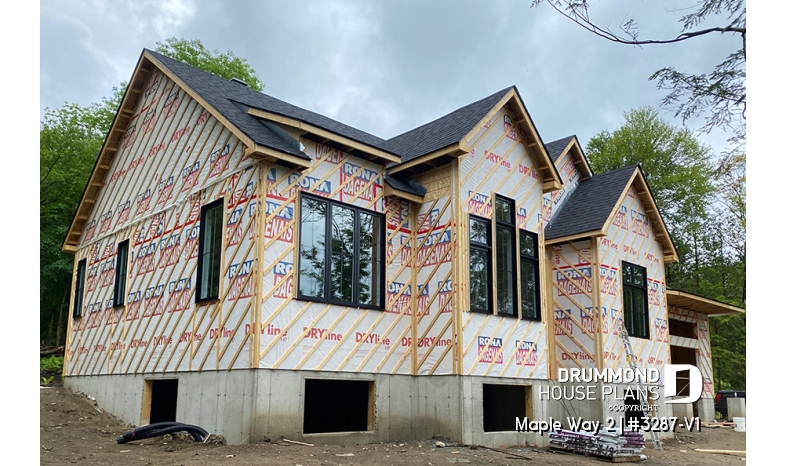 Photo front - Maple Way 2