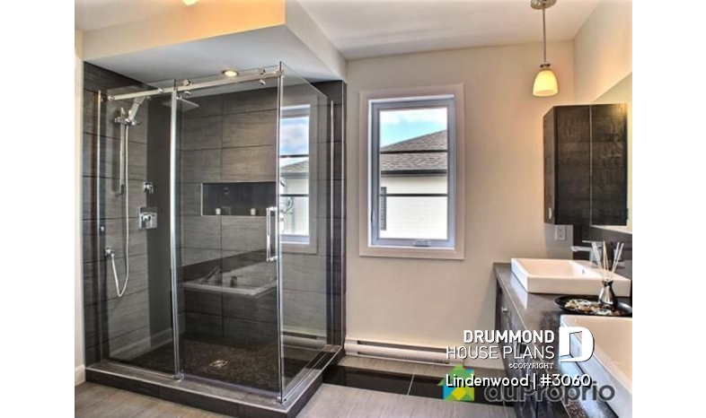 Photo Bathroom - Lindenwood