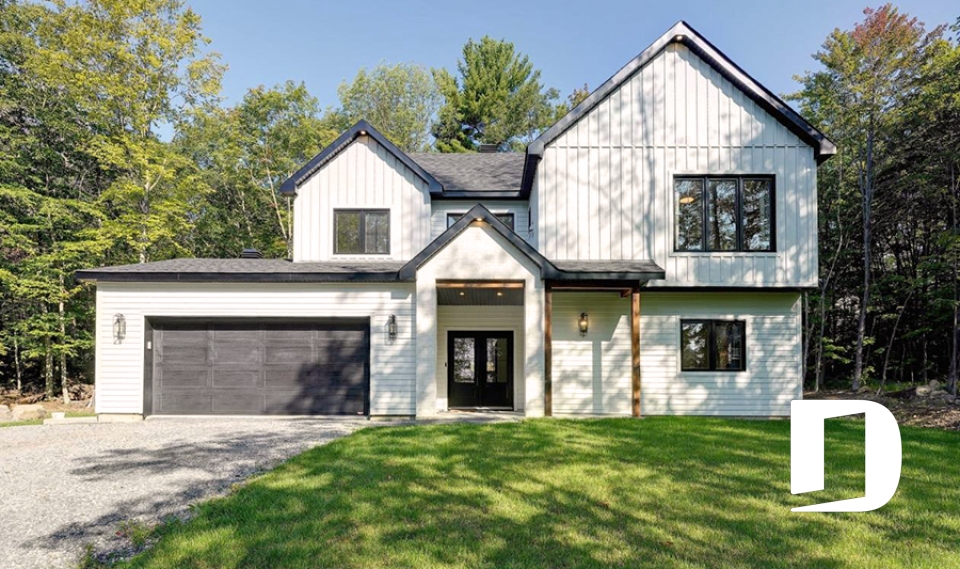 Photo front - Hiden Hill