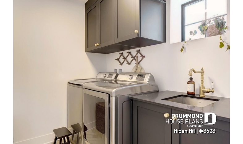 Photo Utility room/laundry room - Hiden Hill