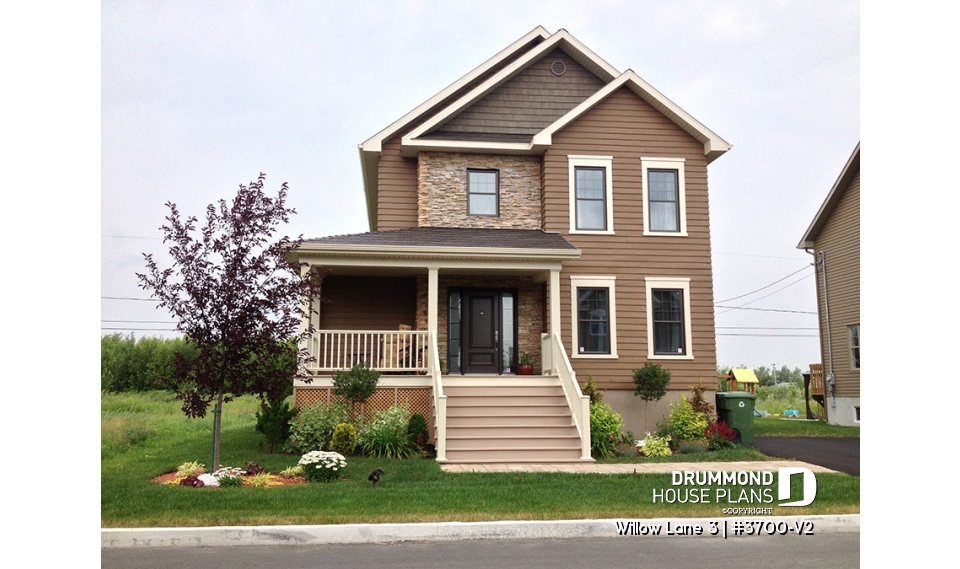 front - BASE MODEL - 3 bedroom traditional home design, large closed foyer, laundry room on main floor, kitchen island - Willow Lane 3