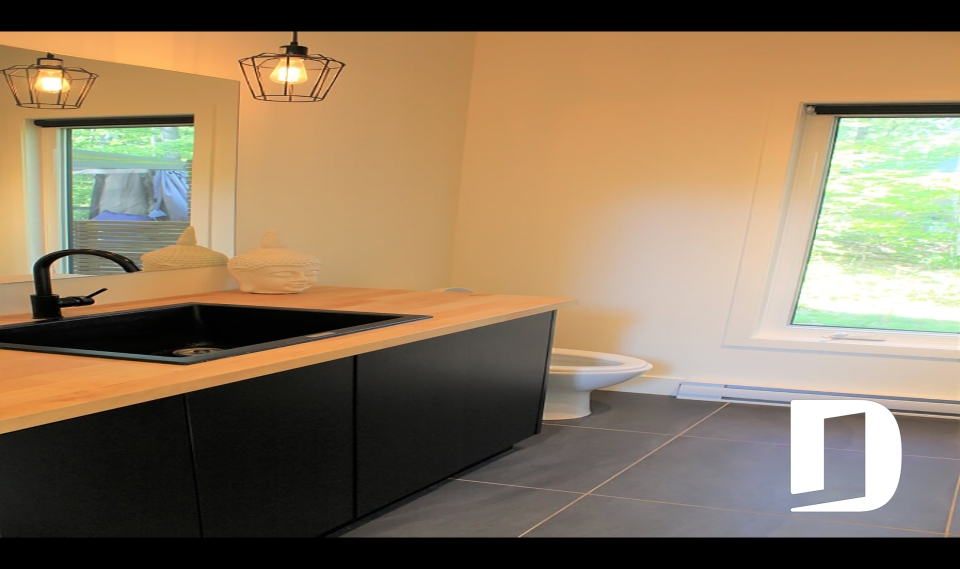 Photo Half bath - Collins