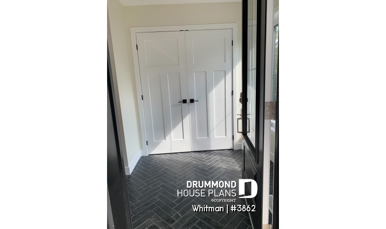 Photo Foyer - Whitman