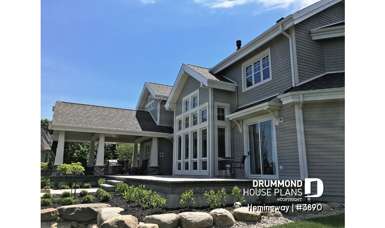 Photo back - Hemingway