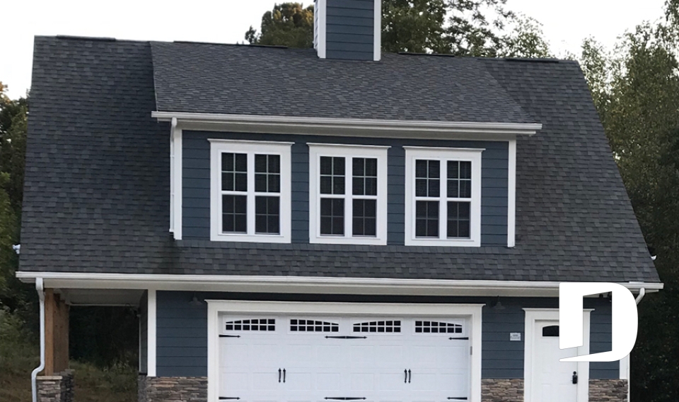 Photo front - The Saddlery